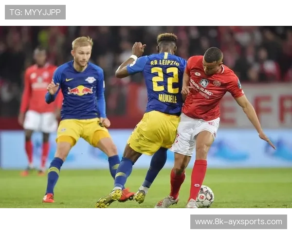 阿赫梅开二度，科隆逆转美因茨取关键三分